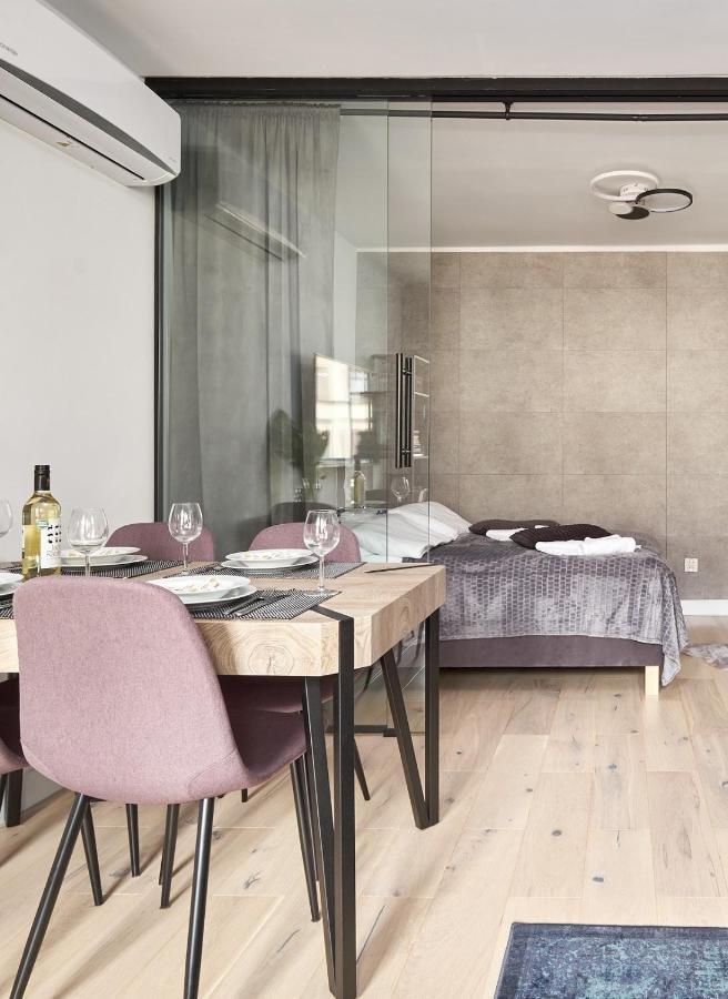 Platinum Apartment - Parking - Klimatyzacja - Winda - Self Check In Wroclaw Dış mekan fotoğraf